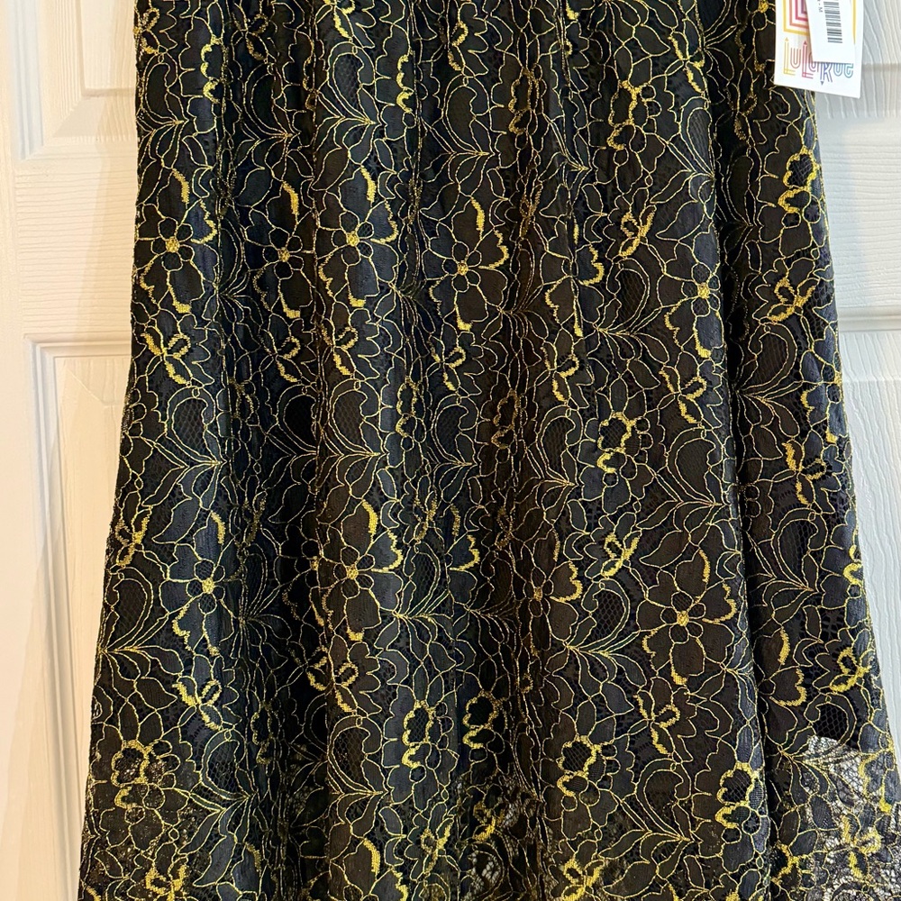 Lularoe Lace Lola M
